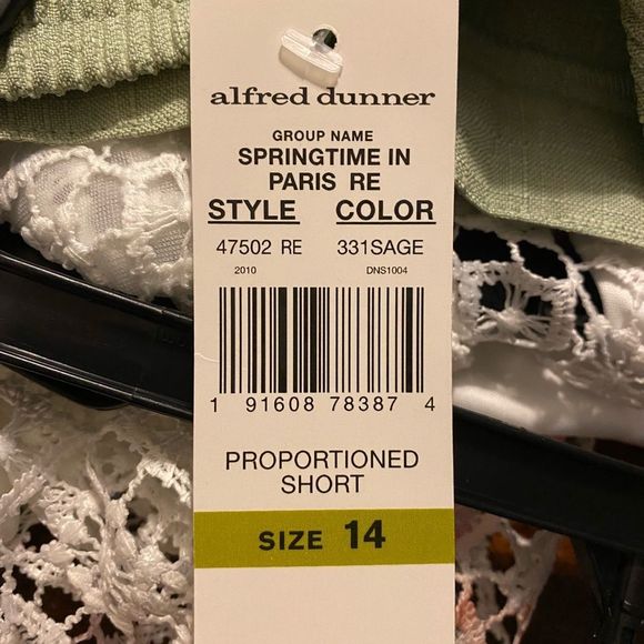 Alfred Dunner Sage NWT Springtime in Paris Proportioned Short 14 - Picture 8 of 9